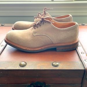 J Lindeberg men’s tan suede derby shows by Sargent
